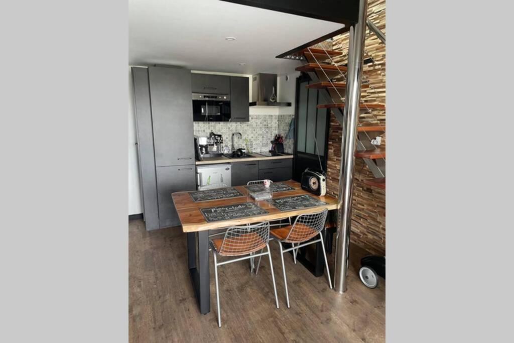 Superbe Appartement Renove Avec Acces Direct Plage Brétignolles-sur-Mer Kültér fotó